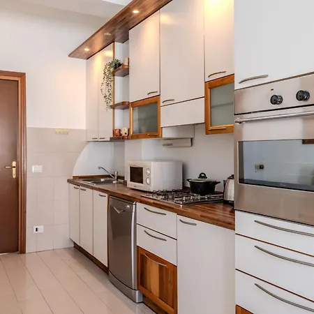 Stylish & Cozy Loft Near Life - Metro 50m Apartment Milan