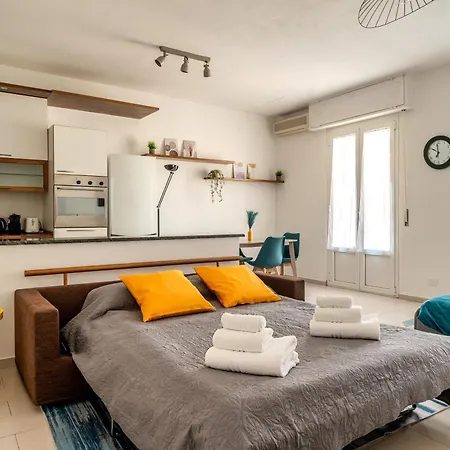 Apartment Stylish & Cozy Loft Near Life - Metro 50m *